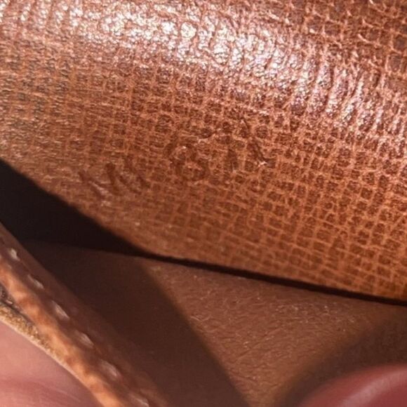 Louis Vuitton Brown Monogram Portefeuille International Wallet - Picture 11 of 16